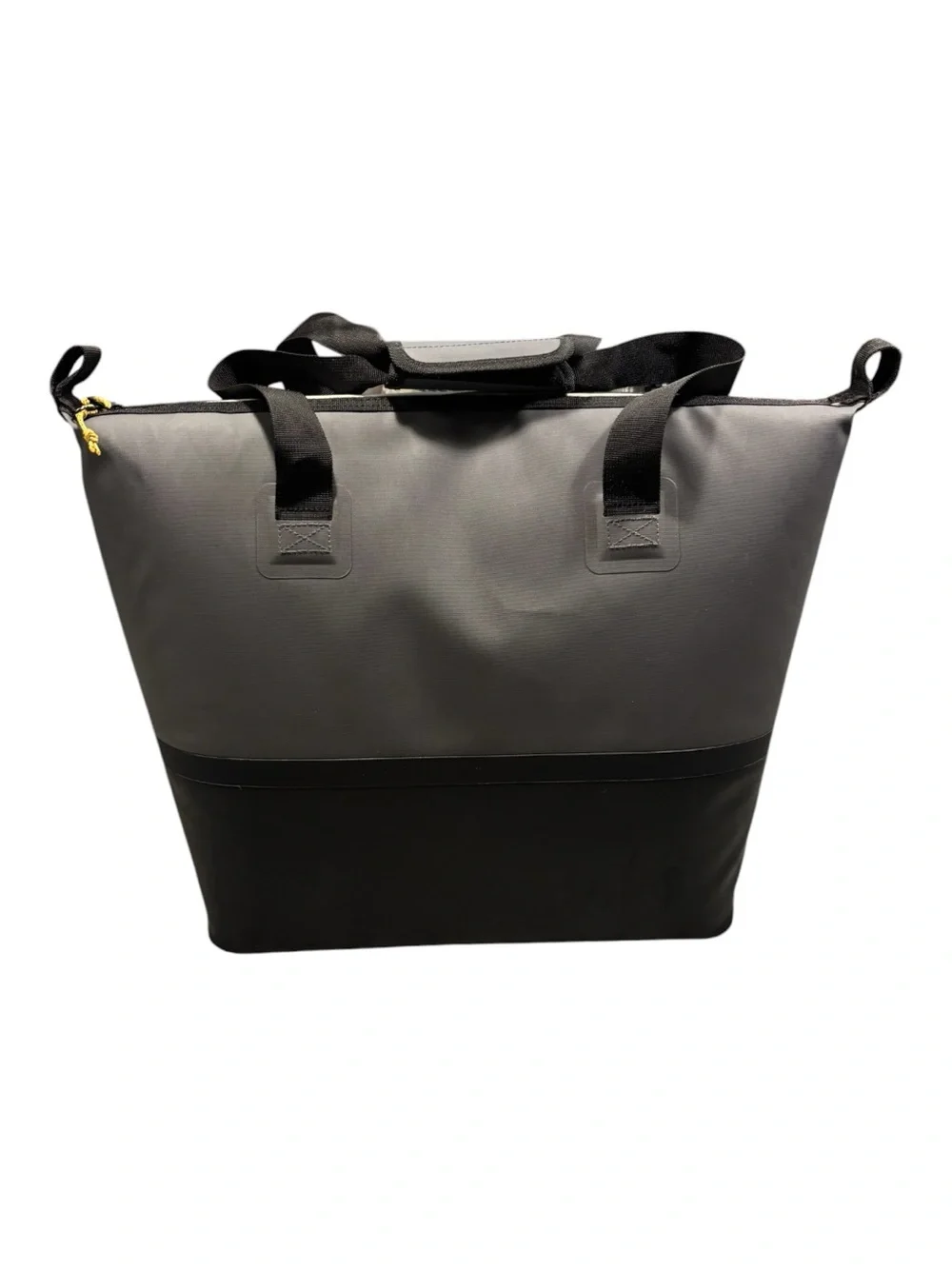 NWT Igloo 28-Can Capacity MaxCold Overland Tote Cooler